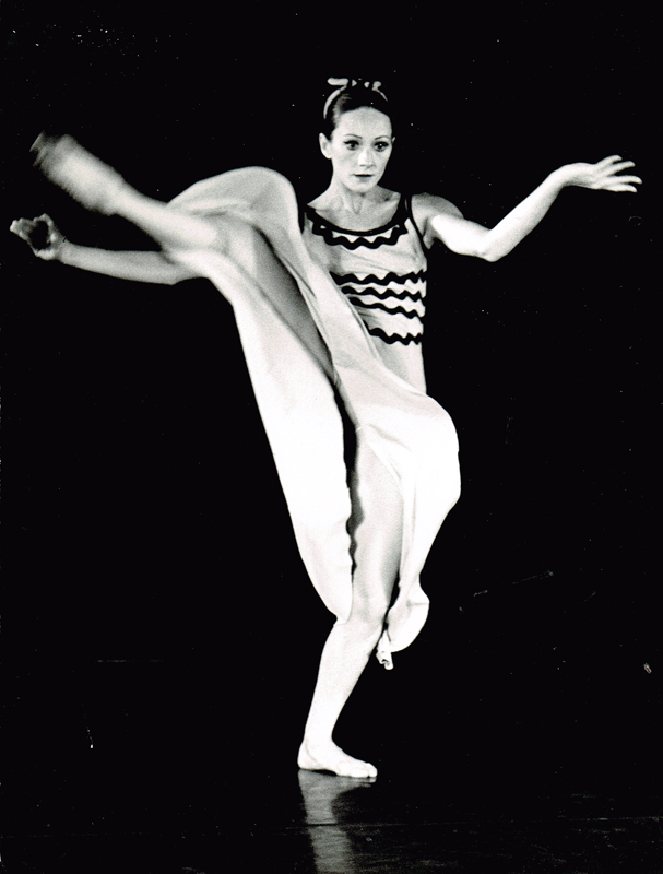 לתוך המבוך רנה שינפלד. צילום: יעקב אגור