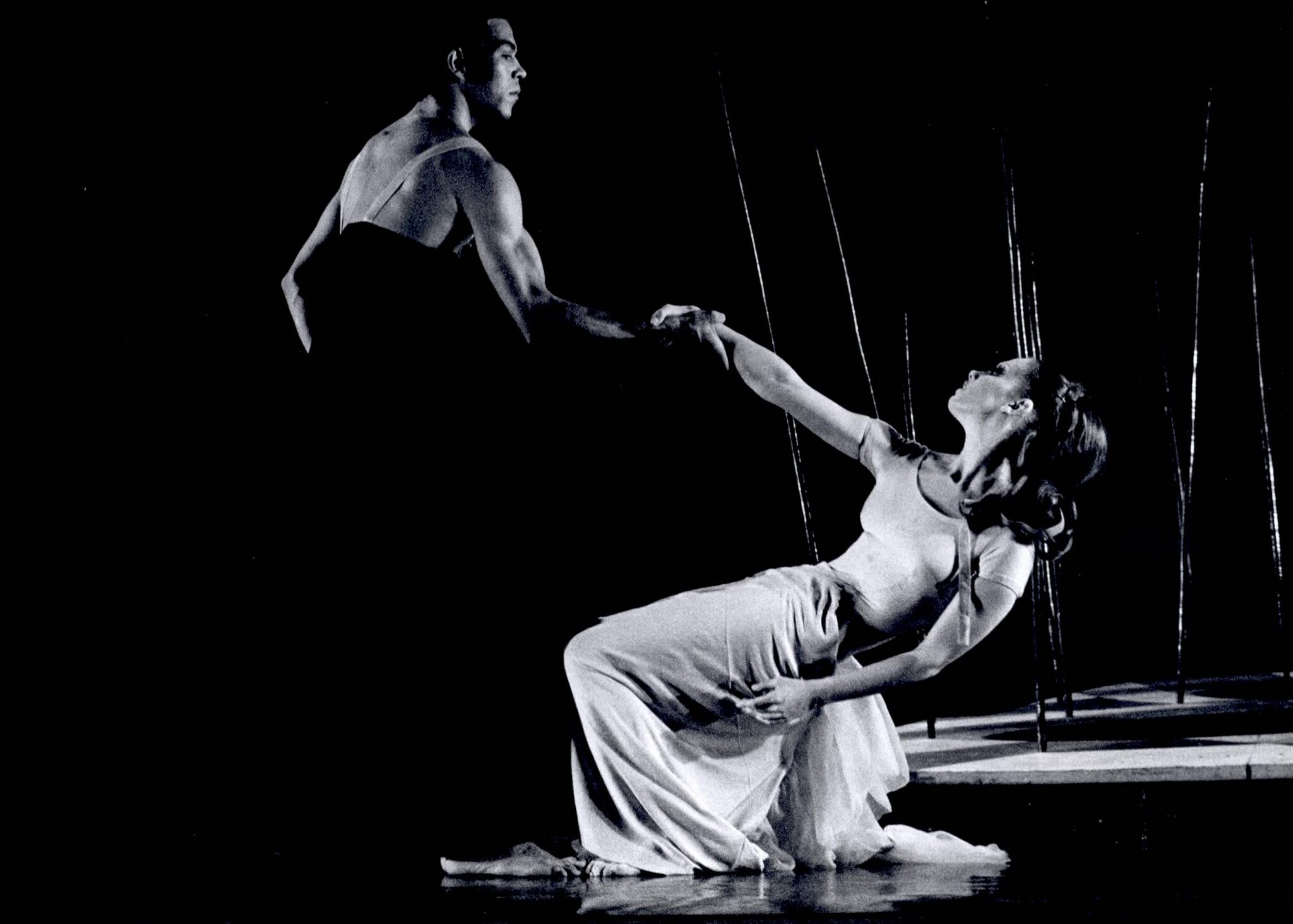 הגן אחוז המלחמה אסתר נדלר ודרק לינטון. צילום: יעקב אגור