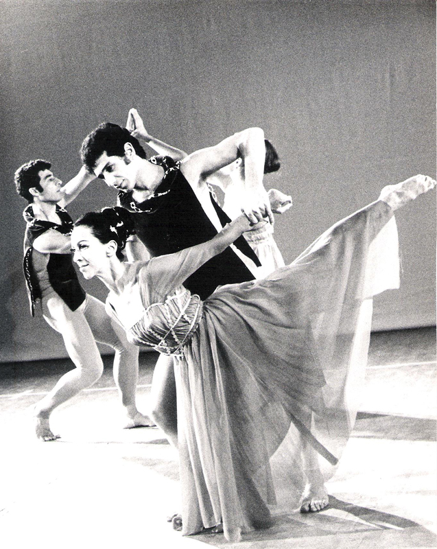 Rena Gluck Moshe Efrati, Rena Gluck, Yacov Sharir -  Photographer Unknown