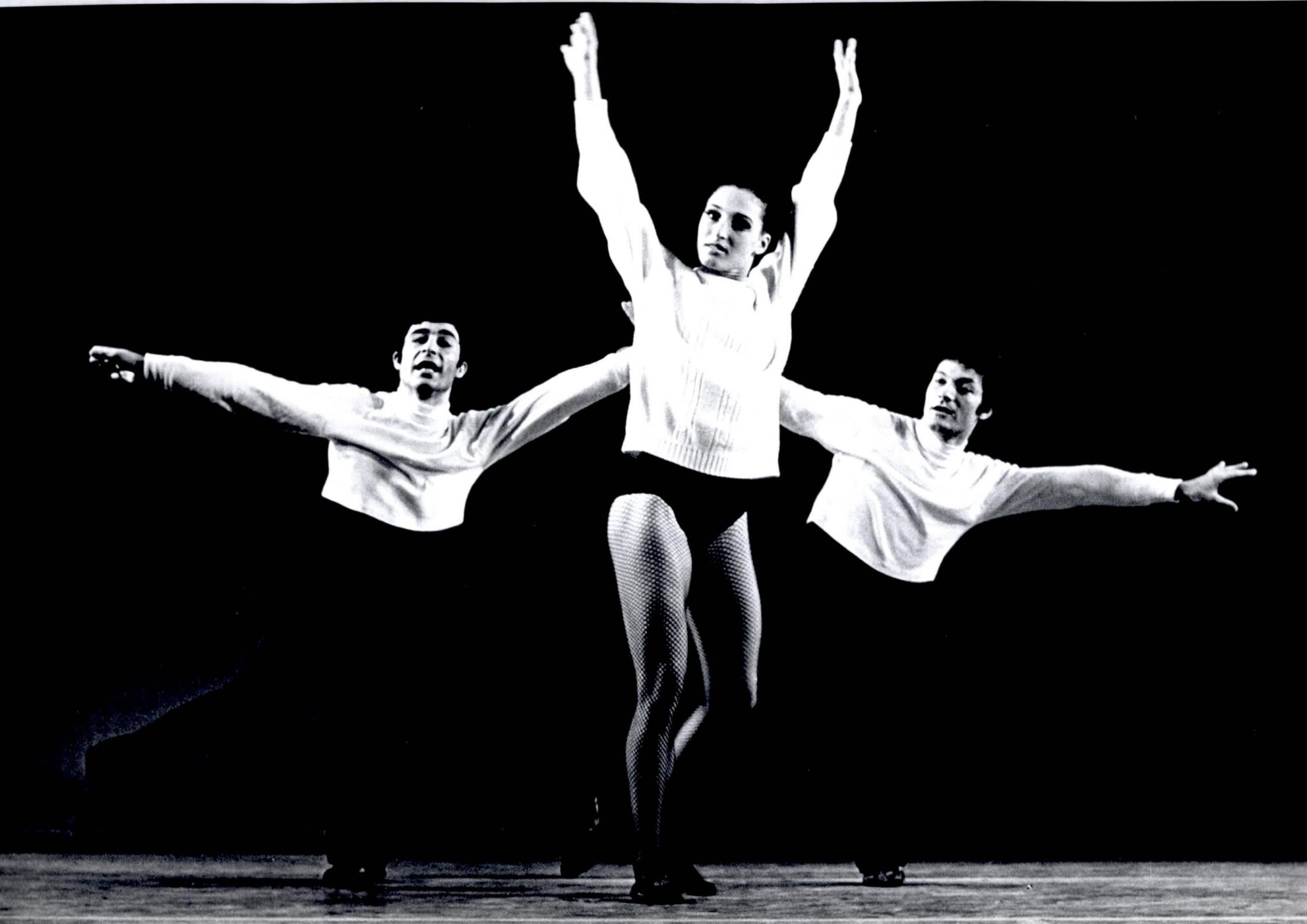 Come and Get the Beauty of It while It’s Hot Rahamim Ron, Nurit Stern, Yacov Sharir -       Photo: Mula Eshet