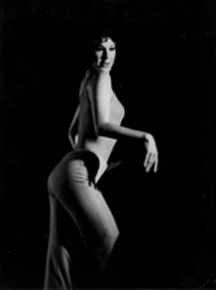 Come and Get the Beauty of It while It’s Hot Laurie Freedamn - Photo: Yacov Agor