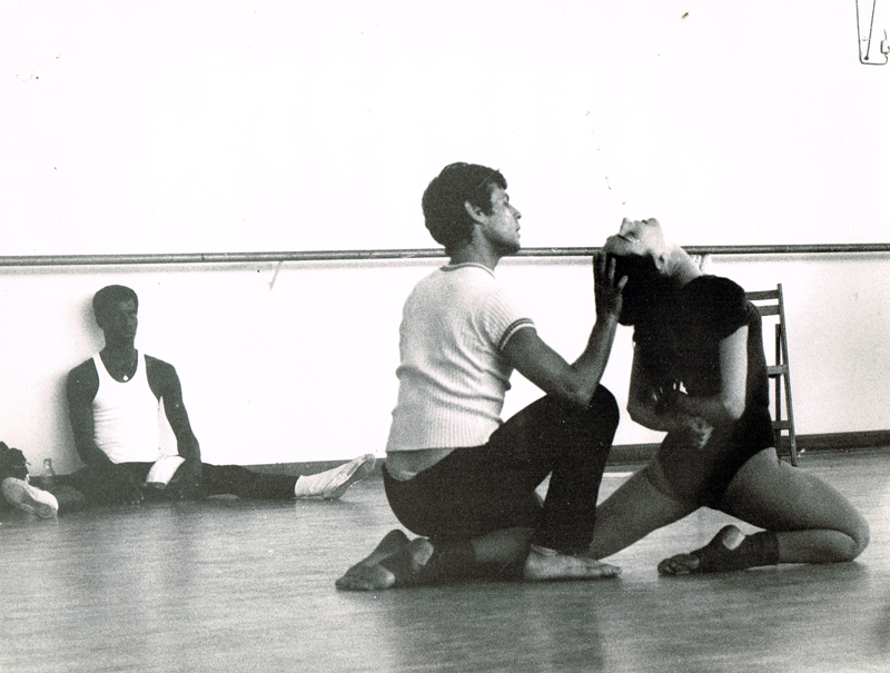 Moves Rina Schenfeld, Ehud Ben David, John Jones -  Photographer Unknown