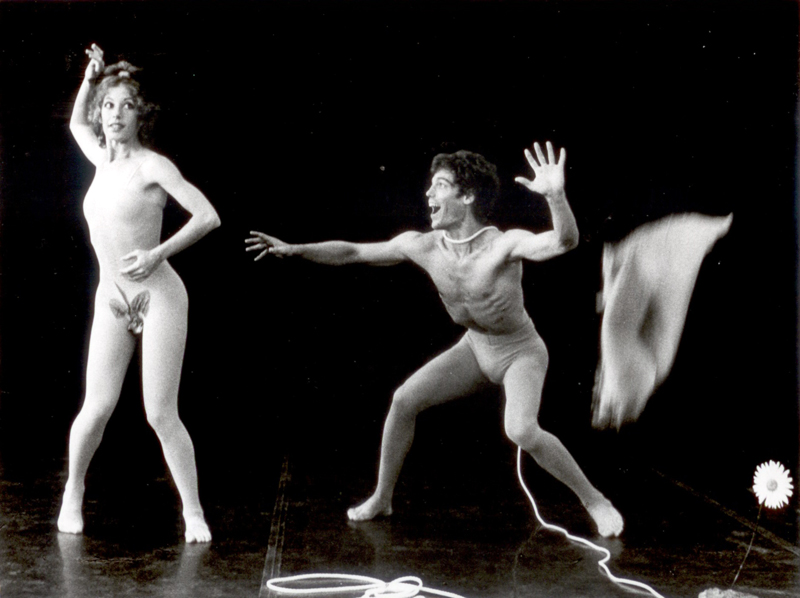 אדם וחוה אוהד נהרין ותמר צפריר (1975). צילום: יעקב אגור