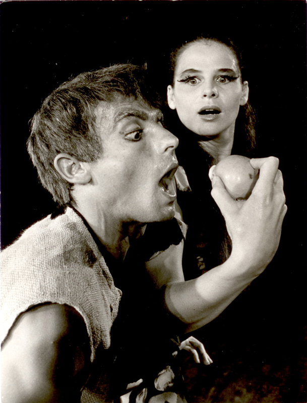 אדם וחוה אשרה אלקיים רונן ושמעון בראון (1965-1966). צילום: יעקב אגור