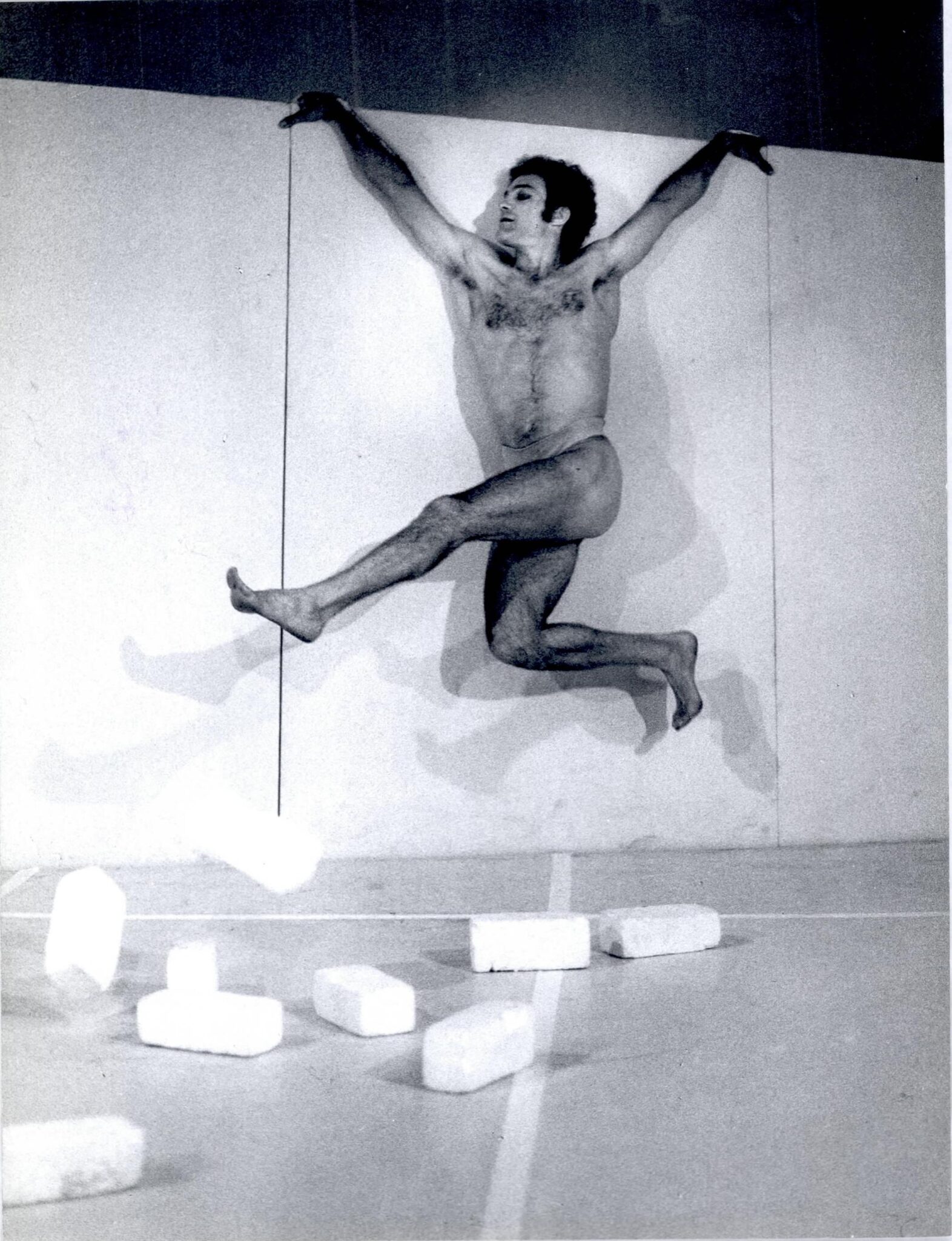 תא רחמים רון - צילום: מולה עשת