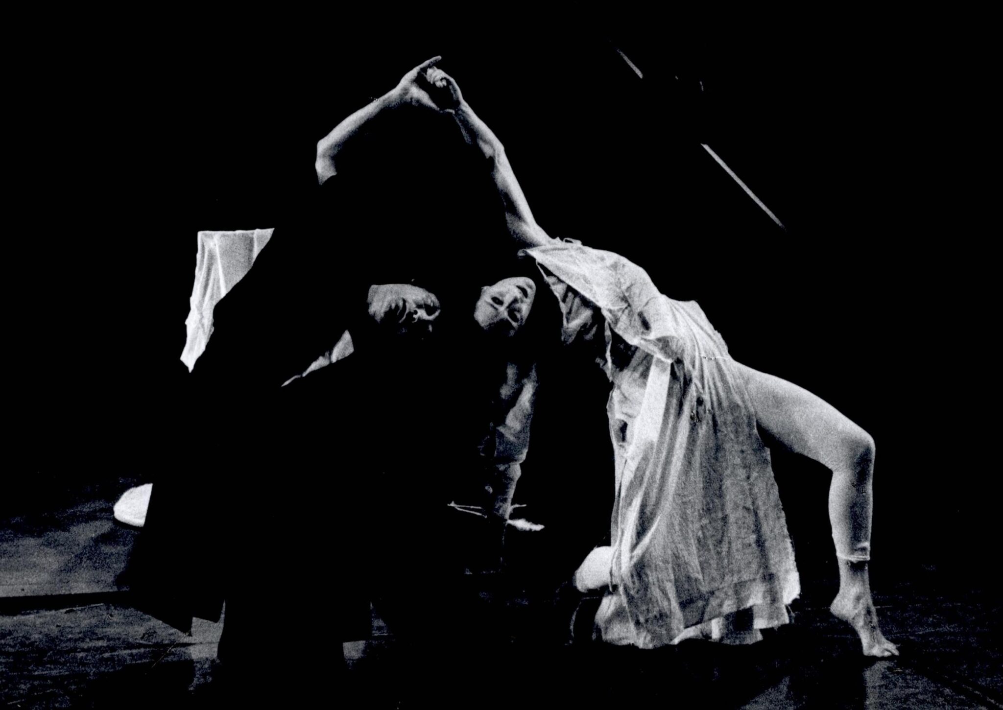 הדיבוק רנה שינפלד, רחמים רון - צילום: יעקב אגור