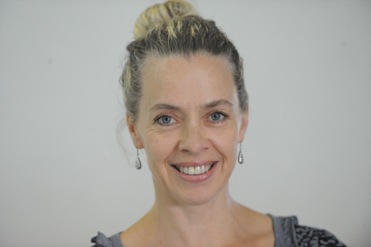 קלייר בייליס נגר