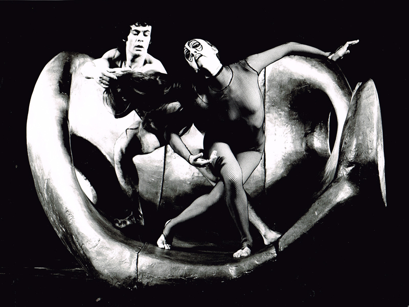 Voices from a Far Place Rina Schenfeld, Ehud Ben David - Photo: Mula Eshet