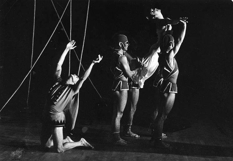 By Order of Creon Rahamim Ron, Linda Hodes - Photo: Alex Benraf