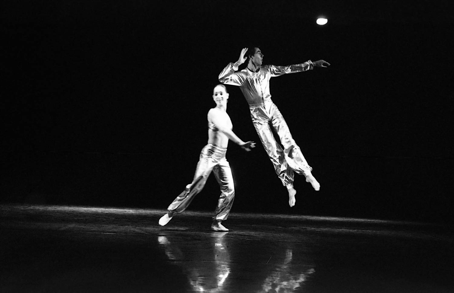 Stravinsky Dance Circus - Photo: Jacob Agor