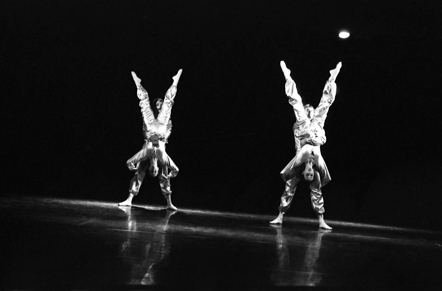Stravinsky Dance Circus - Photo: Jacob Agor
