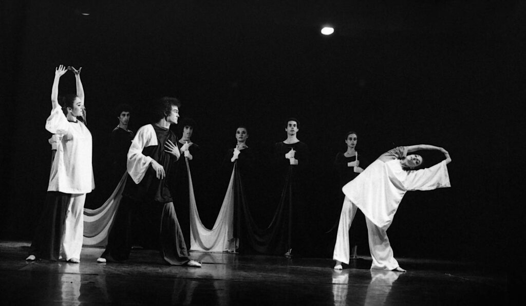 Stravinsky Dance Circus