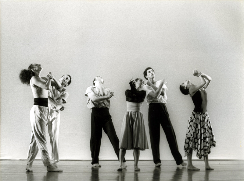 Taken to Pieces Talia Paaz, Itzik Galili, Erez Lotan, Alice Dor Cohen, Haim Ohn, Orit Kenan -  Photo: Yoram Rubin