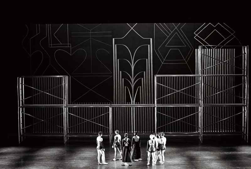 Queens of Golub -  Photo: Gadi Dagon