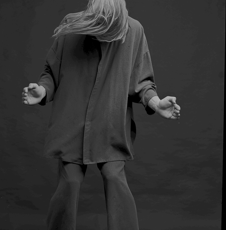 הרמת מסך 1994 Behind // טרו סארינן -  צילום: גדי דגון