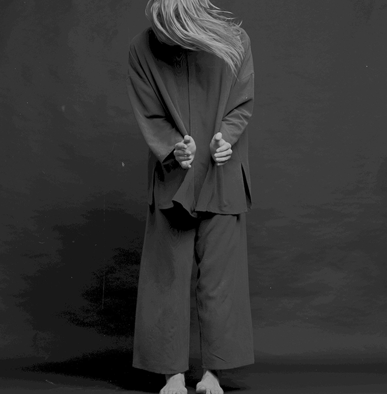 הרמת מסך 1994 Behind // טרו סארינן -  צילום: גדי דגון