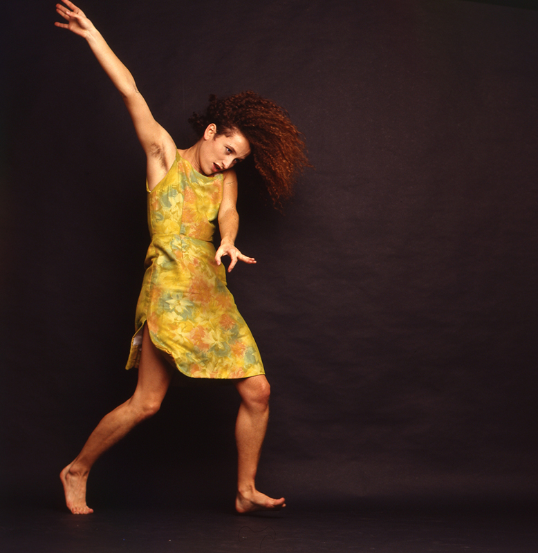 הרמת מסך 1994 Perhaps she could dance first and think afterward // ורה מונטרו -  צילום: גדי דגון