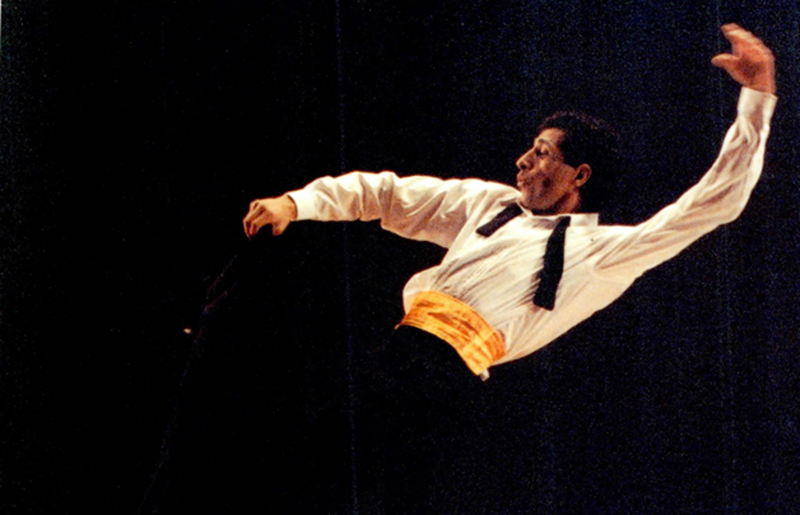 אתה חייב לנוע